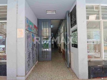 VENTA 4 LOCALES COMERCIALES GALERIA EDIFICIO ROCA