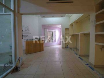 VENTA 4 LOCALES COMERCIALES GALERIA EDIFICIO ROCA