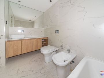 VENTA DPTO 4 AMB PATIO COCHERA BELGRANO AMENITIES