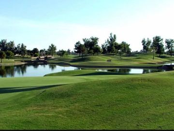 Lote al golf en La Providencia Resort Country Club