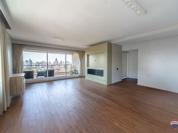Venta departamento con Terraza propia