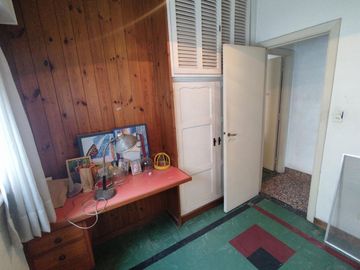 VENTA PH SIN EXPENSAS 4 DORMITORIOS COCHERA JARDIN