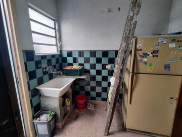 VENTA PH SIN EXPENSAS 4 DORMITORIOS COCHERA JARDIN