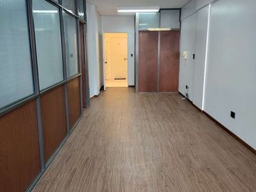 VENTA OFICINA AV CORDOBA Y CALLAO CENTRO