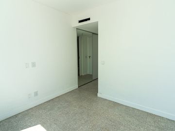 Venta 3 amb Balcon aterrazado y  terraza propia