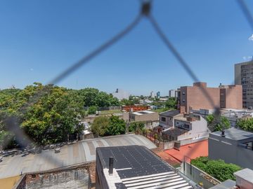 Venta dpto 3 Amb Avellaneda centro con Cochera