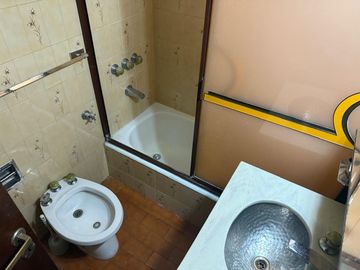 Departamento 4 amb Venta Avellanda Centro Balcon