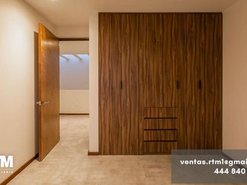 SE VENDE CASA EN CIMA AZUL