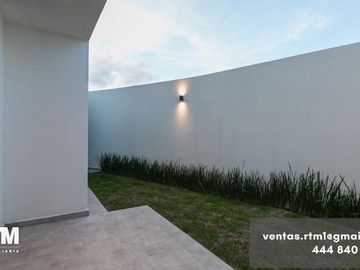 SE VENDE CASA EN CIMA AZUL