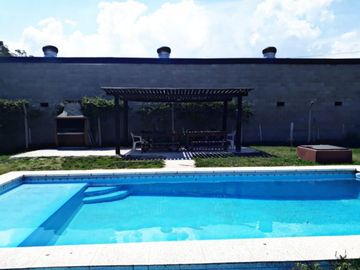 VENTA QUINTA Pileta,Quincho+LOTE Pileta y Quincho