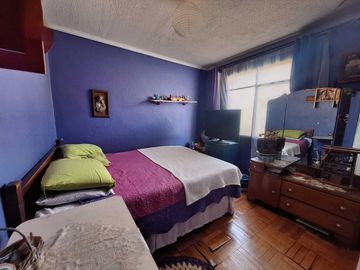 Casa en venta  en LA REINA