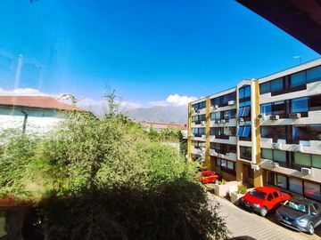 Casa en venta  en LA REINA