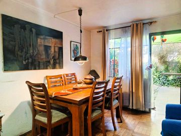 Casa en venta  en LA REINA