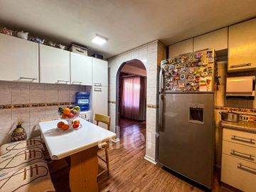 Casa en venta  en LA FLORIDA