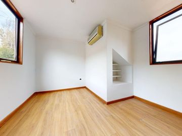 Casa en venta  en LAS CONDES
