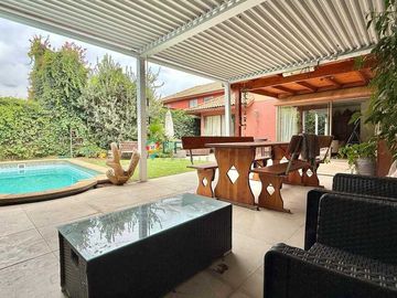 Casa en venta  en HUECHURABA