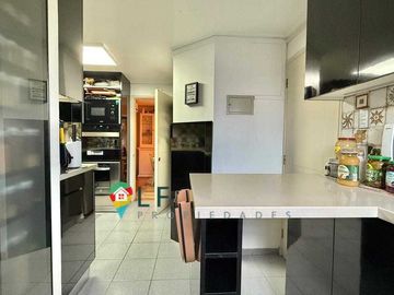 Casa en venta  en HUECHURABA