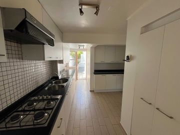 Casa en venta  en LAS CONDES