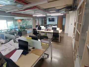 Oficina en arriendo  en HUECHURABA