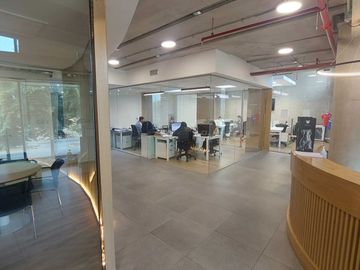 Oficina en arriendo  en HUECHURABA