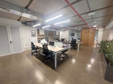 Oficina en arriendo  en HUECHURABA
