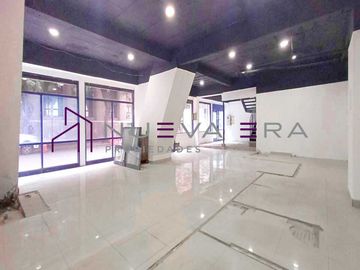 Local comercial en arriendo  en SANTIAGO