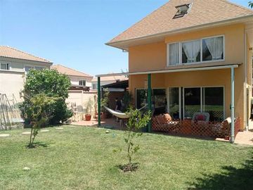 Casa en venta  en PEÑALOLÉN