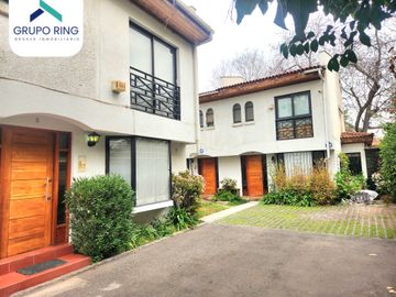 Casa en venta  en LA REINA