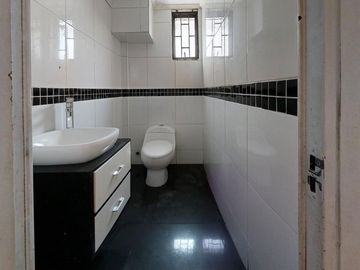 Local comercial en arriendo  en SANTIAGO