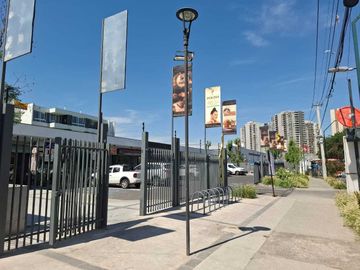 Local comercial en arriendo  en PEÑALOLÉN