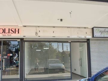 Local comercial en arriendo  en PEÑALOLÉN
