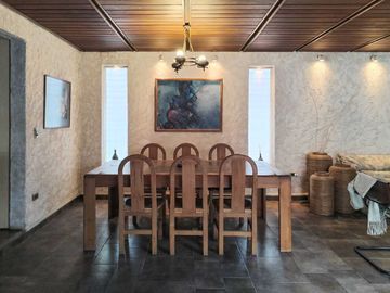 Casa en venta  en LA REINA