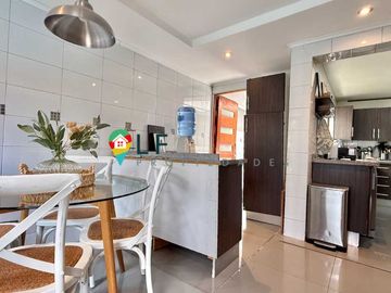 Casa en venta  en HUECHURABA