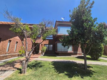 Casa en venta  en LA FLORIDA