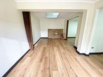 Casa en venta  en LAS CONDES