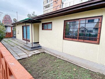 Casa en venta  en LAS CONDES