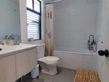 Casa en venta  en LA REINA