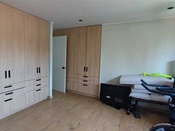 Casa en venta  en LA REINA