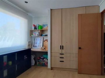 Casa en venta  en LA REINA