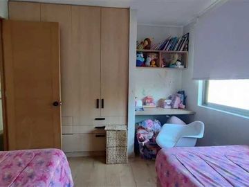 Casa en venta  en LA REINA