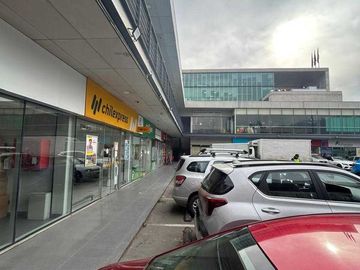 Local comercial en arriendo  en RECOLETA