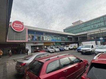 Local comercial en arriendo  en RECOLETA