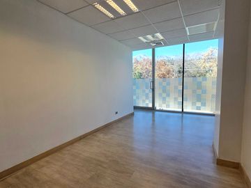 Oficina en arriendo  en LAS CONDES