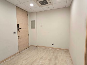 Oficina en arriendo  en LAS CONDES