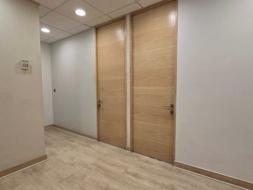 Oficina en arriendo  en LAS CONDES