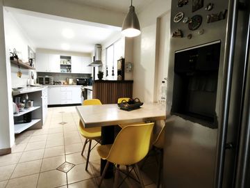 Casa en venta  en LAS CONDES