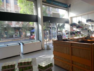 Local comercial en arriendo  en RECOLETA