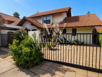Casa en venta  en SANTIAGO