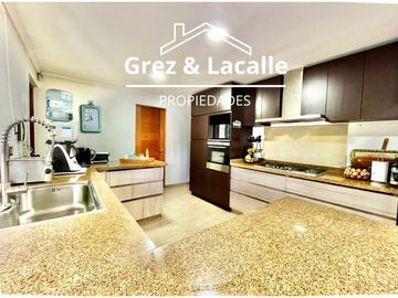 Casa en venta  en CURICÓ