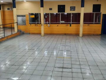 Local comercial en arriendo  en SANTIAGO